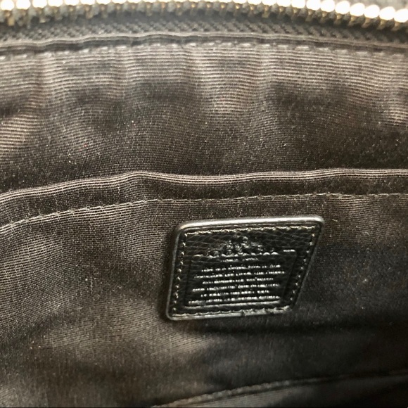 🚨Sold🚨🚨Coach Rose Print Crossbody bag - Picture 5 of 8